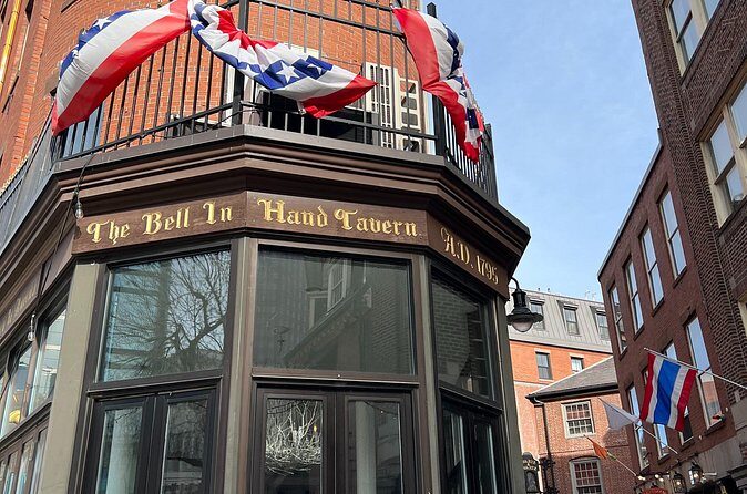 2 Hour Historic Pub Crawl in Boston - How the Night Actually Flows: Pacing, Group Size, and Social Time