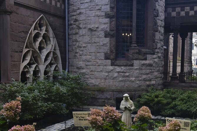 Back Bay Chocolate and Art Galleries Tour - Commonwealth Avenue Mall: Sculptures, Trees, and Back Bay’s “Axis”