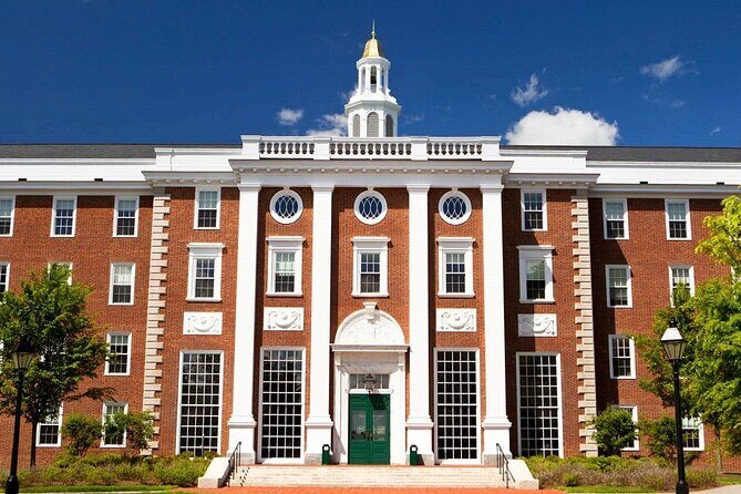 Best Of Boston: Harvard, MIT, Harbor Cruise Small Group Day Trip - Harvard University stop: the hour that sets expectations (and where the magic is)