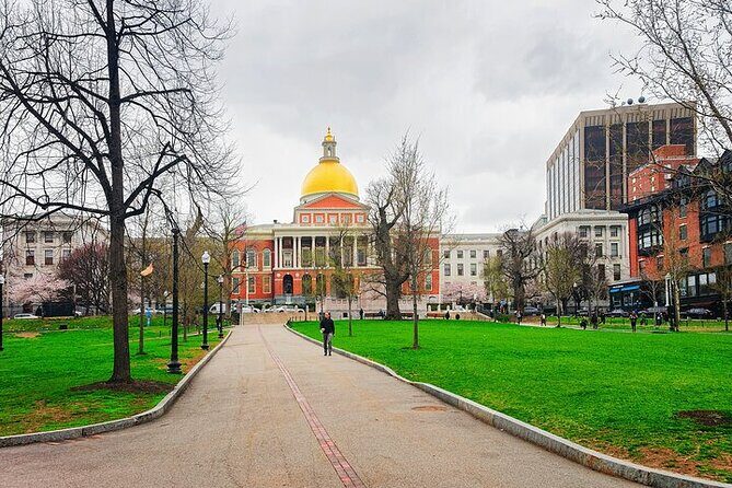 Best of Boston Small Group Tour, I know the secrets others don't! - Old State House and the Declaration moment