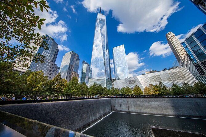 Best of New York, D.C and Niagara Falls US 4-Day Tour from Boston - Day 1 in New York: Fortune Tour Landmarks Without Extra Ticket Hassle