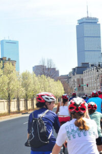Boston: 2.5-Hour City View Bike Tour - Bikes, Helmets, and the Hybrid vs E-Bike Choice