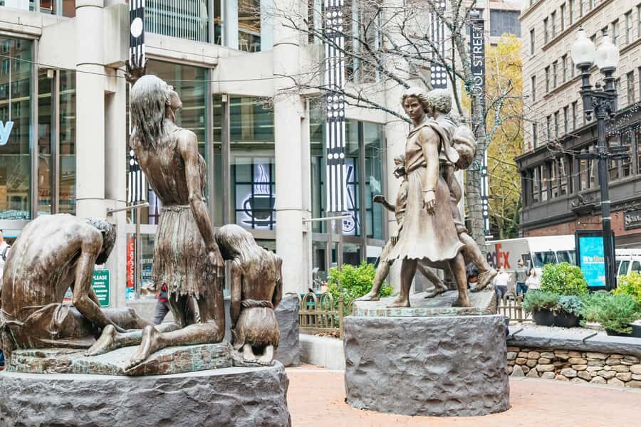 Boston: 2-Hour Historic Walking Tour - Starting at the corner of State and Congress: your easy meeting point
