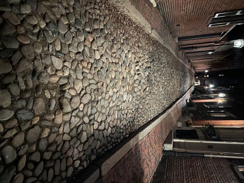 Boston: Beacon Hill True Crime Walking Tour - Key things to know before you go