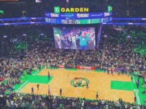 Boston: Boston Celtics Basketball Game Ticket at TD Garden - Using your phone ticket at TD Garden (and saving time)