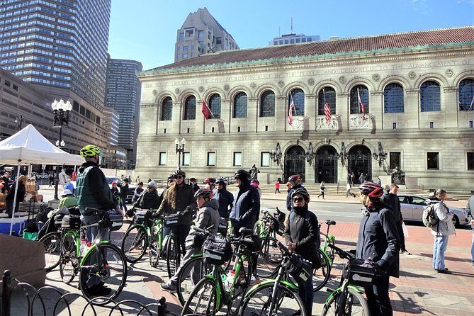 Boston City View Bicycle Tour: History and Landmarks - Beacon Hill and the Literary Detour at Louisburg Square