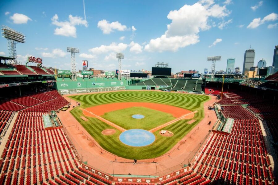 Boston Fenway Park: Guided Ballpark Tour with Options - Choosing the Right Option: Public vs Private vs Pre-Game vs 15 Minutes