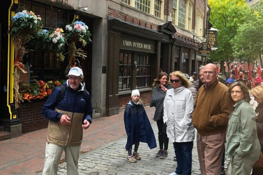 Boston: Freedom Trail, Bunker Hill, & USS Constitution Tour - The pacing, group size, and rest stops that keep it enjoyable