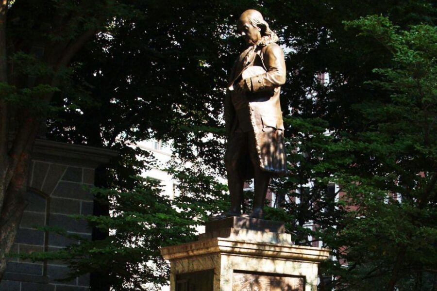 Boston: Freedom Trail, Bunker Hill, & USS Constitution Tour - Paul Revere House to Old North Church to Copps Hill: the communication chapter