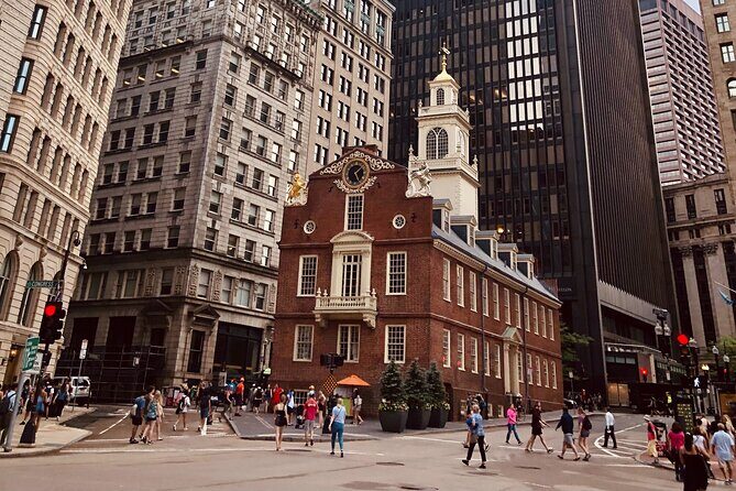 Boston: Freedom Trail History and Food Tour - Starting at Boston Public Market: where the tour finds its appetite
