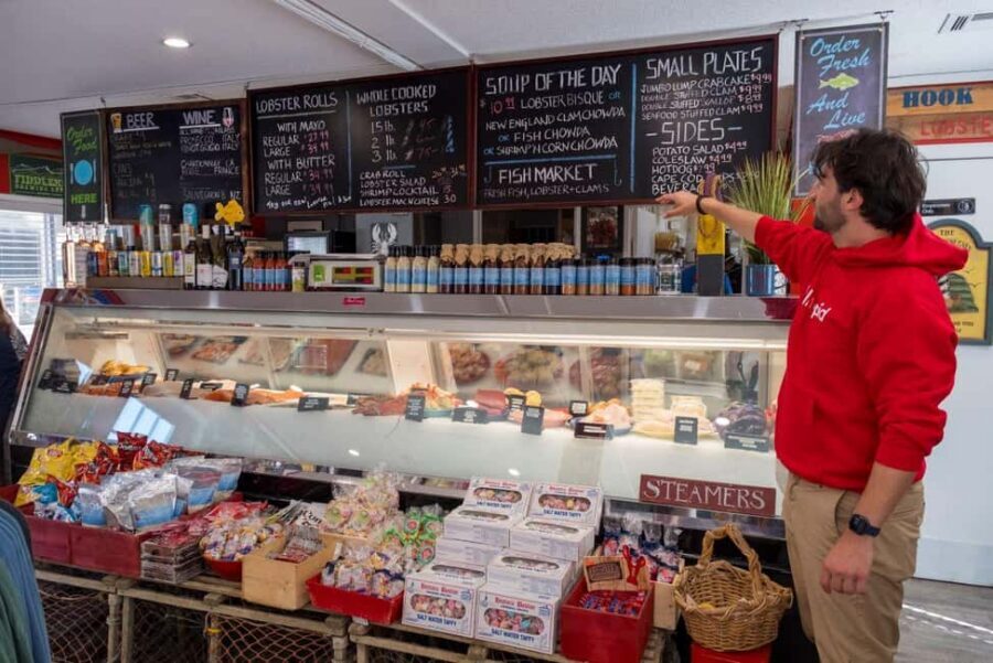 Boston: Guided Seafood Tasting and History Tour - Union Oyster House and the Seafood Payoff: Samples That Actually Add Up