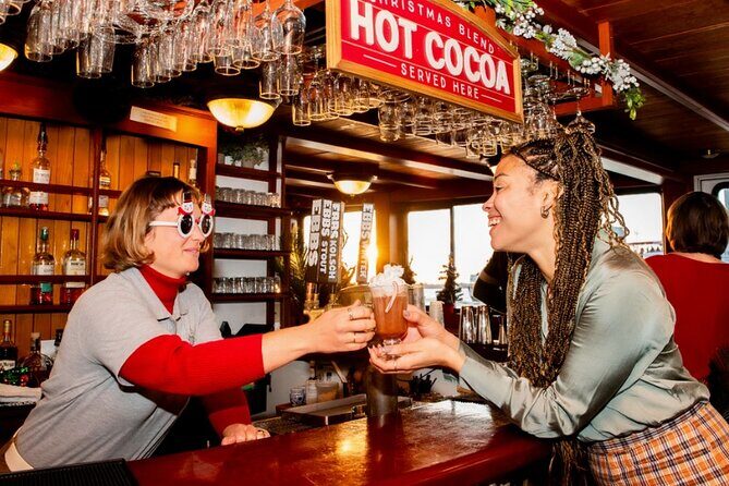 Boston Harbor Holiday Brunch Cruise - How the service and cruise size affect your comfort