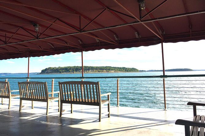Boston Harbor Sunset Cruise - Deck vs cabin: how to stay comfortable for Boston’s real weather