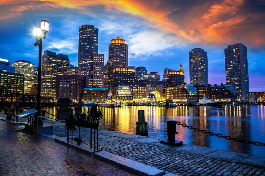 Boston: Haunted Pub Crawl of Historic Pubs and Taverns - A Wicked Two-Hour Ride Through Revolutionary Boston