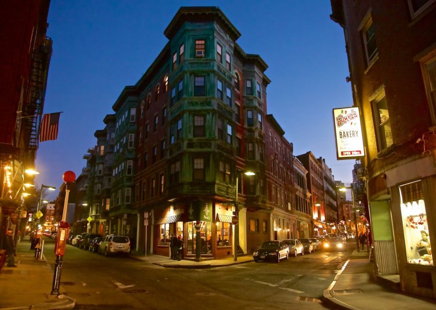 Boston: Historic Pubs Walking & Ferry, Food & Drink Tour - Should you book this Boston pub-and-ferry tour?