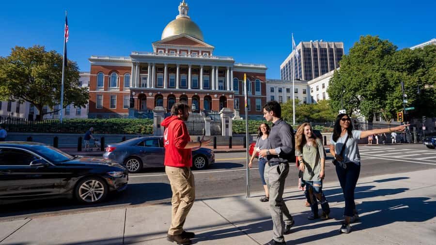 Boston: History & Highlights Guided Tour - Wrapping at Boston Common and Boston Public Garden: the best kind of finish