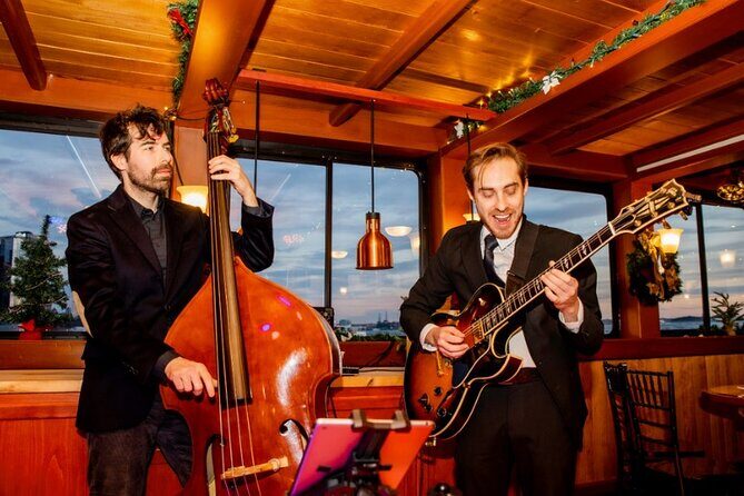 Boston Holiday Cocoa Cruise - Should you book the Boston Holiday Cocoa Cruise?