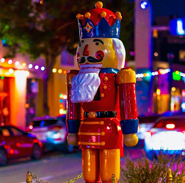 Boston: Holiday Sights and Festive Nights Trolley Tour - Should You Book This Boston Holiday Sights Trolley Tour?