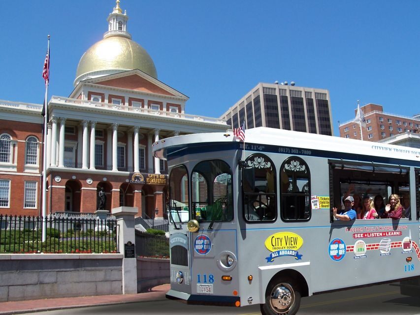 Boston: Hop-On, Hop-Off Trolley Ticket - Beacon Hill and the State House: classic Boston on foot