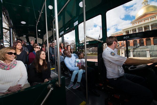 Boston Hop-On Hop-Off Trolley Tour with 13 Stops - The two-loop route: where the trolley actually takes you