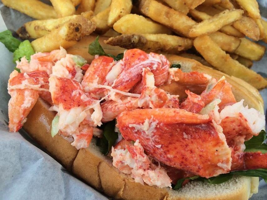 Boston: Iconic Food Tasting & History Tour - Downtown - A downtown food walk that still feels like Boston history