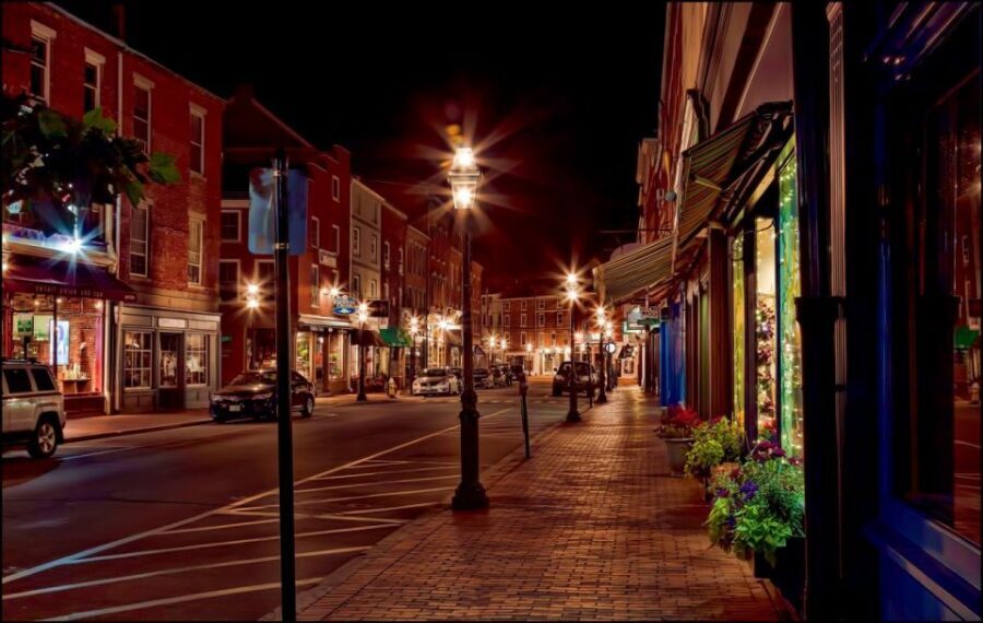 Boston: Kennebunkport Day Trip with Optional Lobster Tour - Boston to Kennebunkport by Minibus: A Road Trip You Can Relax In