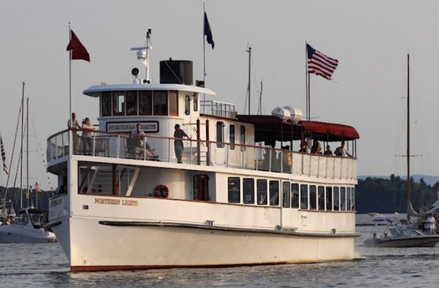 Boston: New England Harbor Cruise - Seaport District and Spectacle Island: The Modern Boston Meets the Island Life