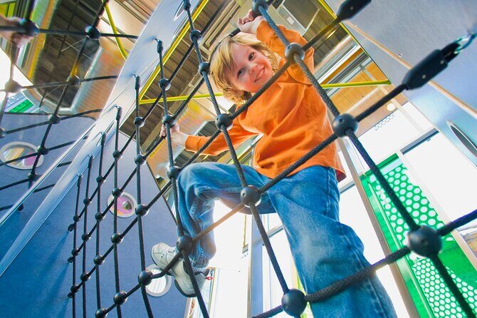 Boston Pass: 40+ Things To Do - Includes Franklin Park Zoo - Museum of Science, Prudential Tower views, and Swan Boats