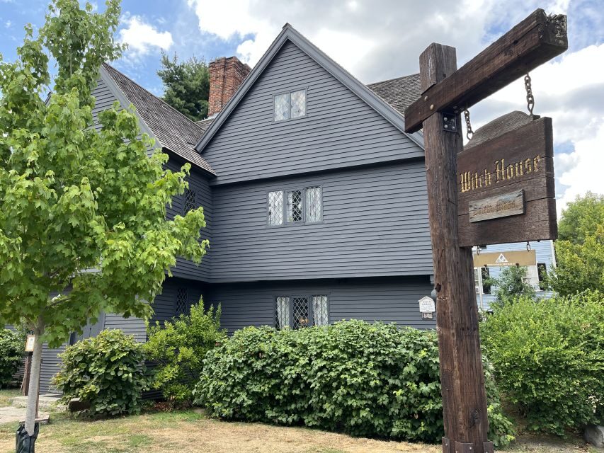 Boston: Salem by Boat – Witch Trials & Walking Tour - Return to Boston: the payoff view and a smoother landing