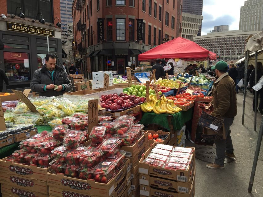Boston: Seafood Tasting & Historical Walking Tour - Blackstone Block: lobster roll made 3 ways (or lobster mac and cheese)