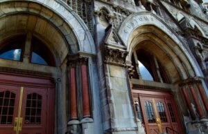 Boston: The Ghosts of Boston Tour - Meet at King’s Chapel Burying Ground (and Get Oriented Fast)