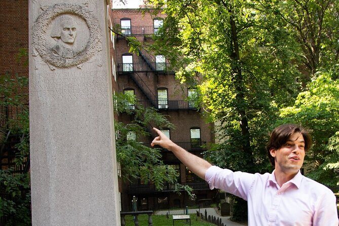 Boston's Freedom Trail: A Revolutionary Walking Tour - A 1660 burying ground and the Patriots you’ll recognize by sight