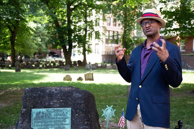 Boston's Freedom Trail: A Revolutionary Walking Tour - Old North Church and the lantern signal before Revolution