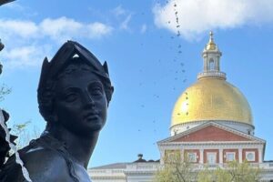 Boston's Freedom Trail: A Self-Guided Tour of All 16 Sites - Start line: finding your way at 139 Tremont St
