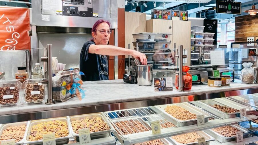 Boston's North End: Secret Food Tour - Pacing, weather, and what to wear for a 3-hour walk