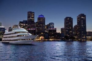 City Cruises Boston: Harbor Buffet Lunch or Dinner Cruise - The 2–3 Hour Route: USS Constitution, Zakim Bridge, Old North Church, Castle Island