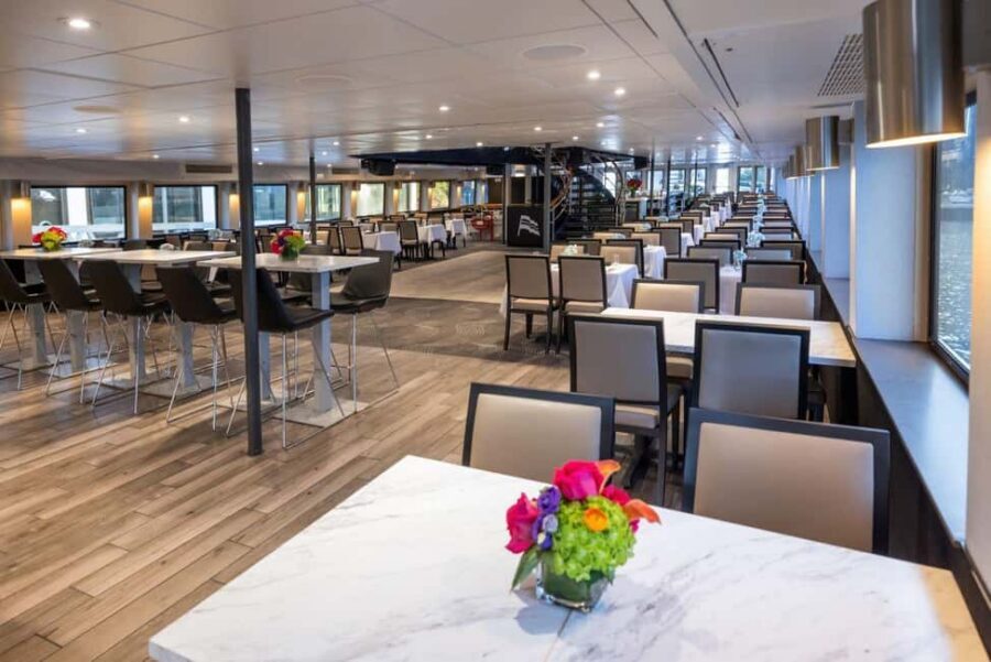 City Cruises Boston: Harbor Buffet Lunch or Dinner Cruise - The Buffet Lunch or Dinner: Server Service, Fresh Daily Food, and Real Menu Options