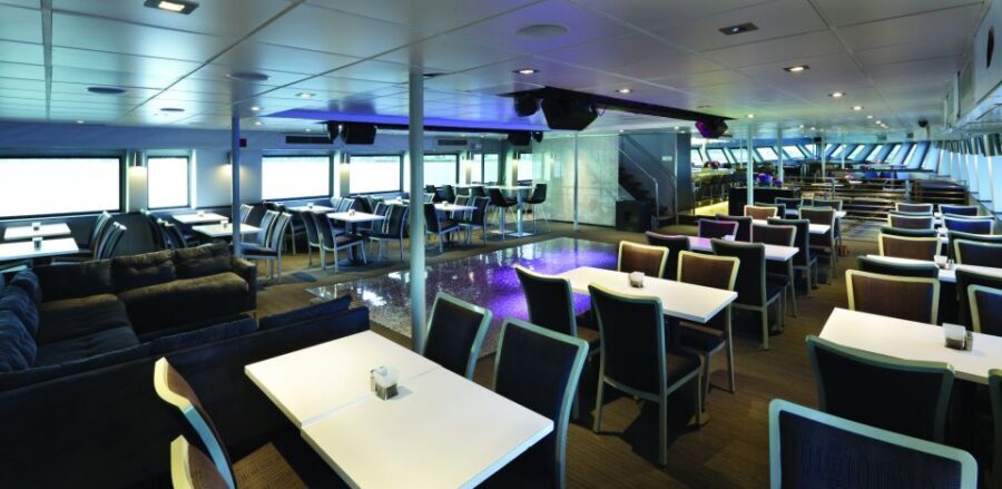 City Cruises Boston: Harbor Buffet Lunch or Dinner Cruise - Rooftop Lounge Time: Views You Can Actually Enjoy (Not Just Stand In)