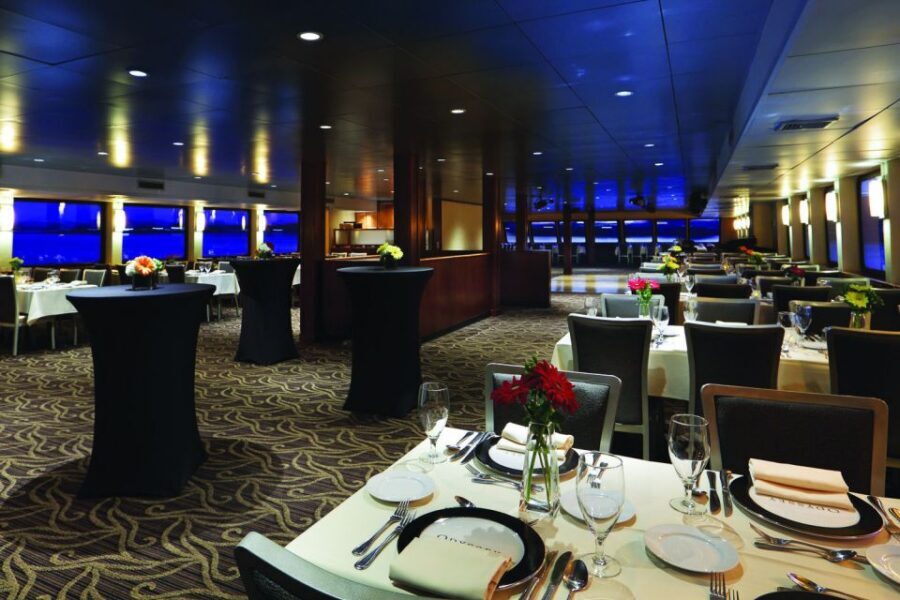 City Cruises Boston: Premier Brunch or Dinner Harbor Cruise - Practical tips for a smoother evening (and better seating)