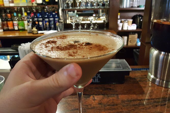Cocktails & Cannoli: Boston's North End Dessert Tour - Paul Revere’s House Stop: The alcohol angle you don’t expect