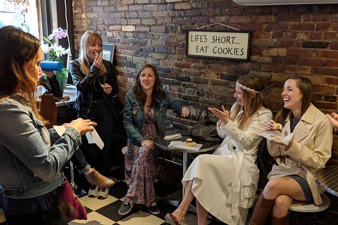 Cocktails & Cannoli: Boston's North End Dessert Tour - Skip-the-Line Pastry Stops: The real time-saver