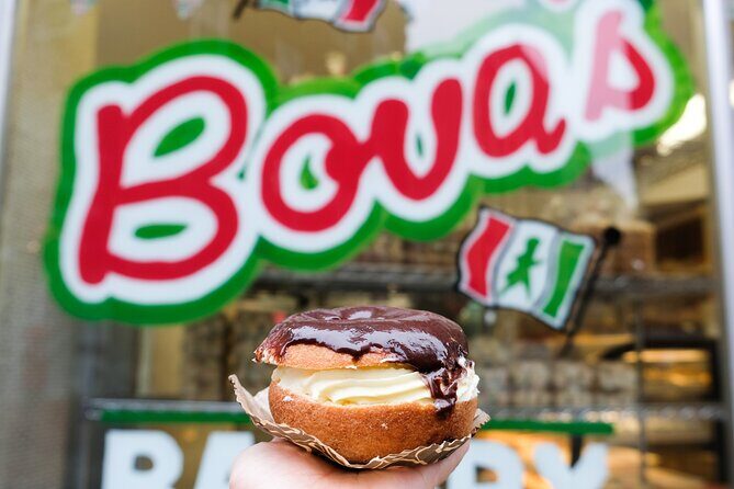 Delicious Donuts of Boston: A Sweet History Walking Tour - Rolling through the Greenway and Quincy Market with city stories
