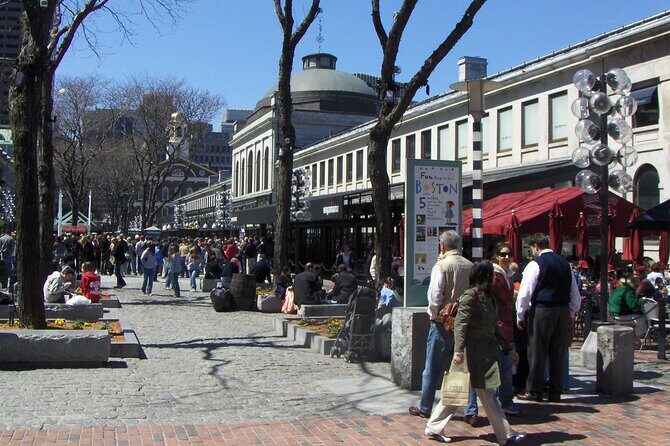 Downtown Freedom Trail Walking Tour - History & Architecture - Stop-by-stop: what you’ll see from Faneuil Hall to Boston Common