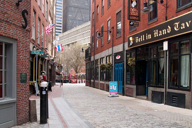 Entire Freedom Trail Walking Tour: Includes Bunker Hill and USS Constitution - King’s Chapel: where colonial belief and royal control collided