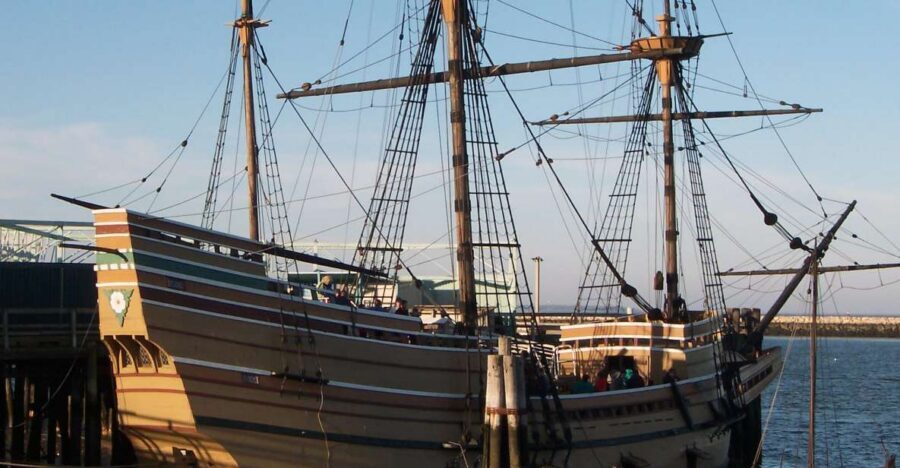 From Boston: Quincy, Plymouth, and Mayflower II Day Trip - Scituate Lighthouse Views and the American Army of Two Story