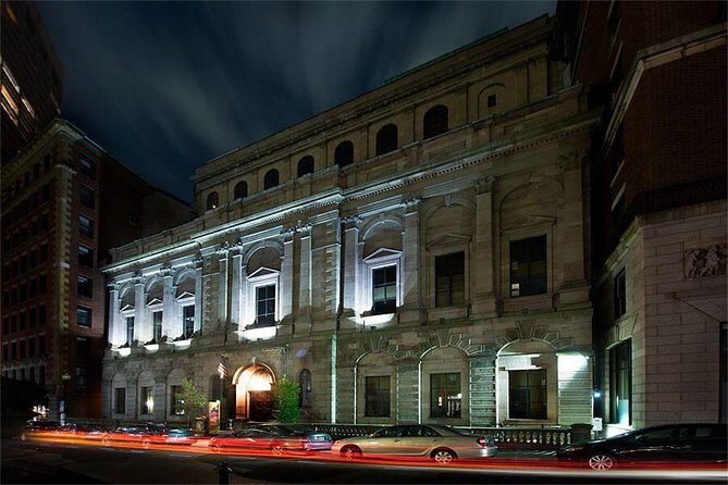 Underground Boston Ghost Tours: Gravestones & Gunpowder - How a 1-Hour Boston Ghost Walk Really Feels