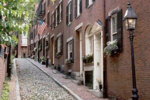 Walking Tour of Boston's Freedom Trail - Boston Town Crier Guides: How the Story Gets Told